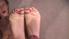 Mature Feet Get Cummed On