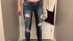 Little beauty Wetting Her Jeans / Peeing My Pants – Ash Le