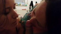 2 sluts Pleasuring Cock Deep Together On Bed 3some