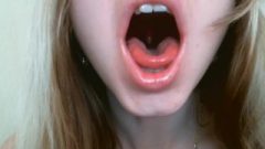 Tongue Kink – Gina636