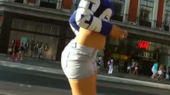 Enormous Candid Donk In London